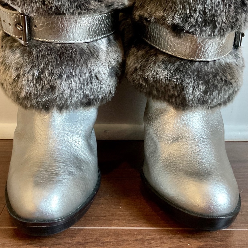 MICHAEL KORS CARLIE METALLIC GUN METAL SLIP ON FAUX FUR LEATHER HIGH HEELS SZ 8 - Picture 6 of 16